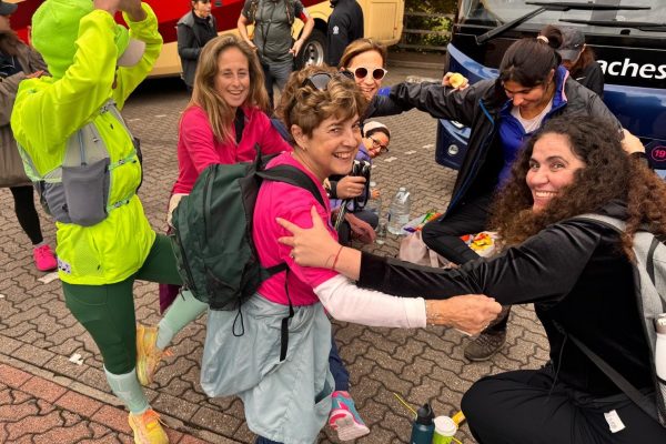 MyIsrael walkers at coach stop about to start marathon walk.