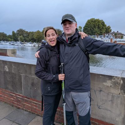 MyIsrael marathon walk trekkers by waterside.