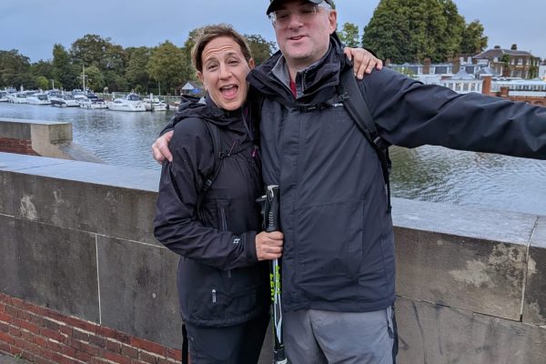 MyIsrael marathon walk trekkers by waterside.